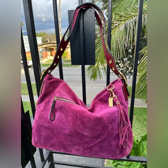 Beautiful orchid purple suede Coach handbag shoulder bag clean - Picture 3 of 11